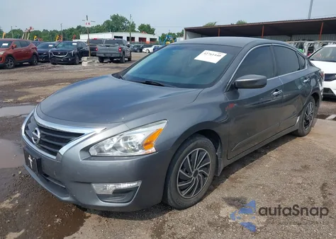 2014 Nissan Altima 2.5 S z USA, uszkodzony, nr VIN 1N4AL3AP4EN384020